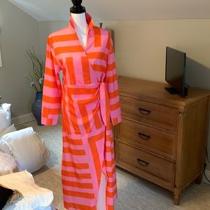 Super classy for spring summer, fall wedding or special event